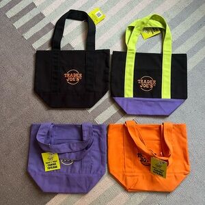 Trader Joe’s Mini Halloween Canvas Tote Bag Set of 4 - Limited Edition